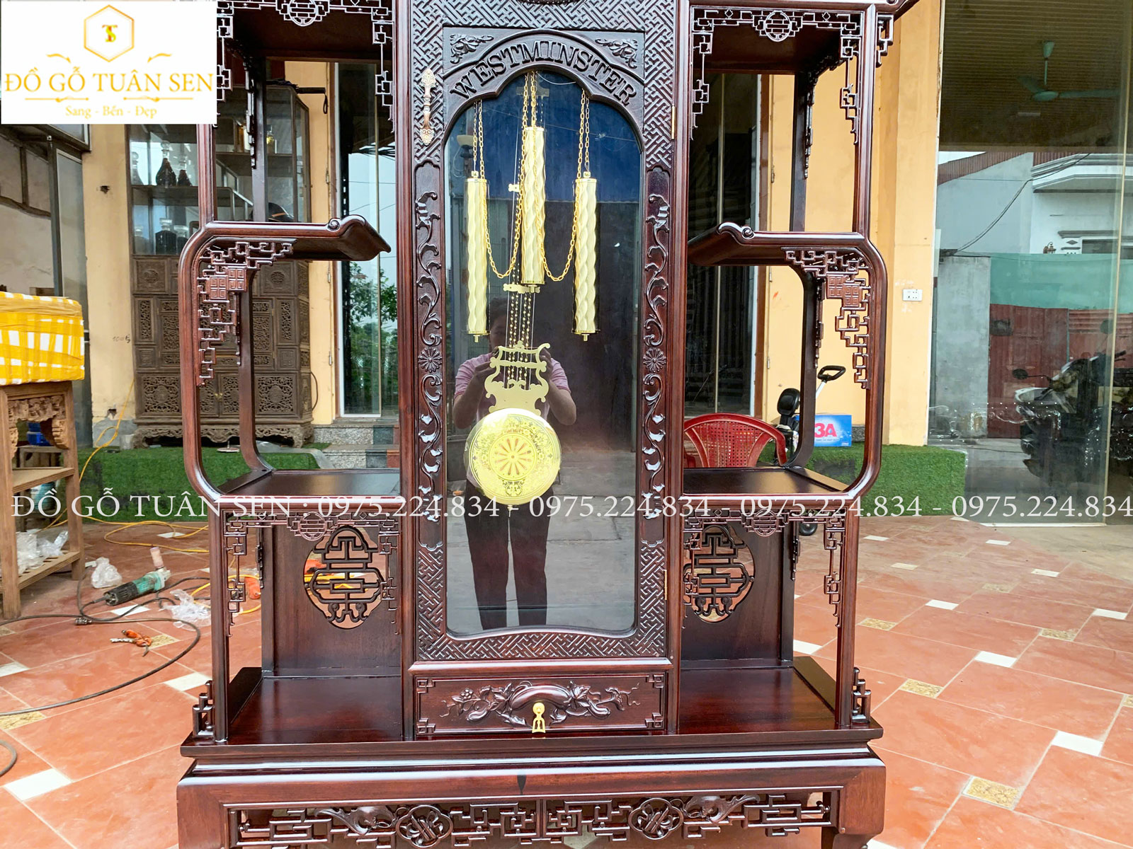 Nét đặc sắc của tủ bày đồ Dơi Thọ gỗ gụ